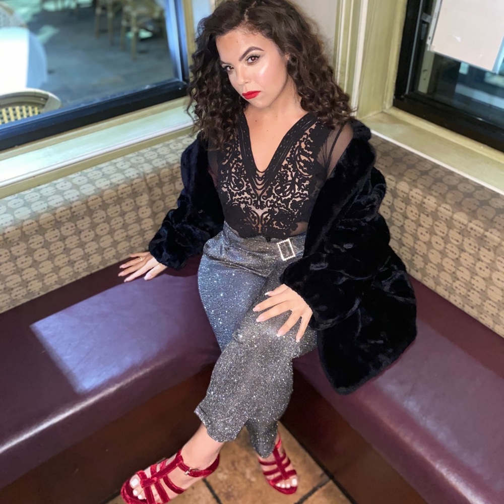 Meet your Posher, Alexandra